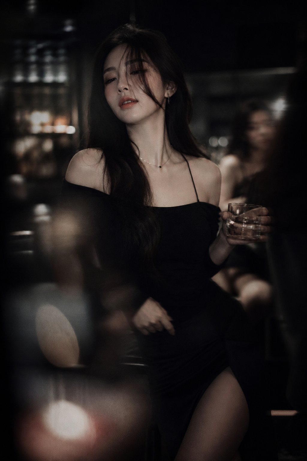 AI prompt example image: Korean idol nightlife portrait in Portrait & People